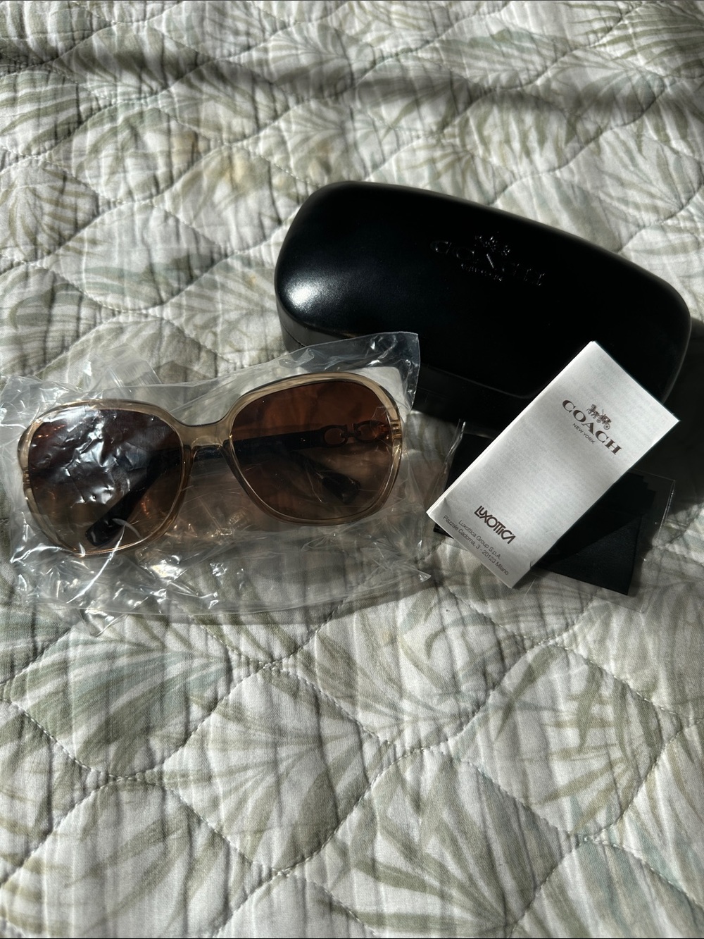 COACH Women's Tan Frame Brown Gradient Lens Sunglasses with Case